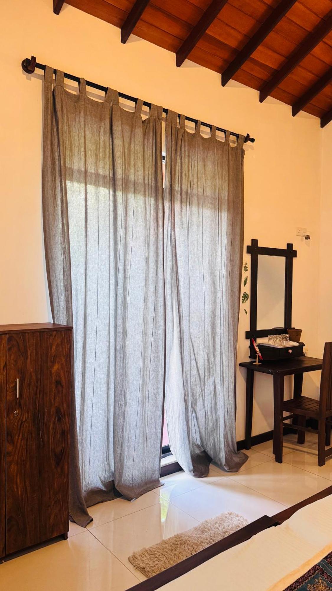 מיריסה Sritaly Inn מראה חיצוני תמונה