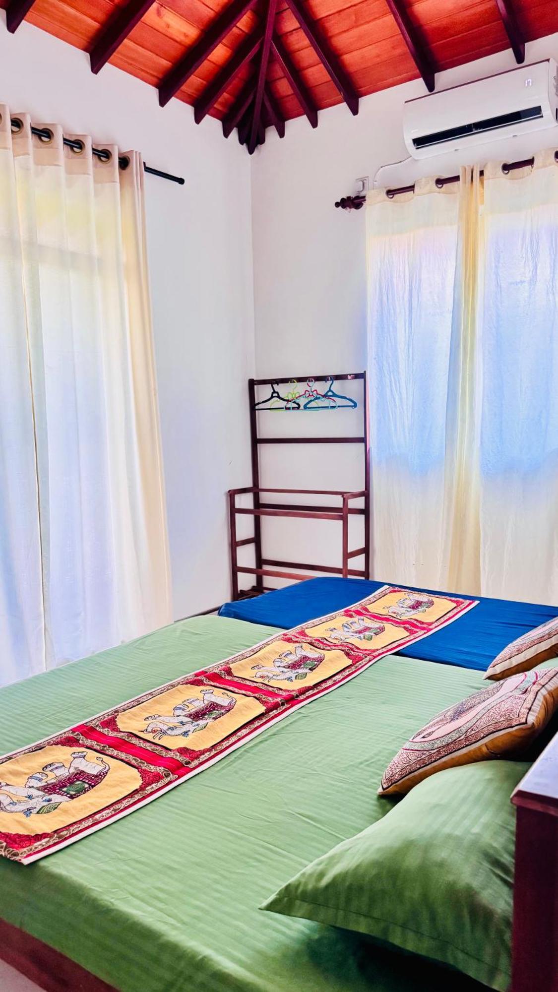 מיריסה Sritaly Inn מראה חיצוני תמונה